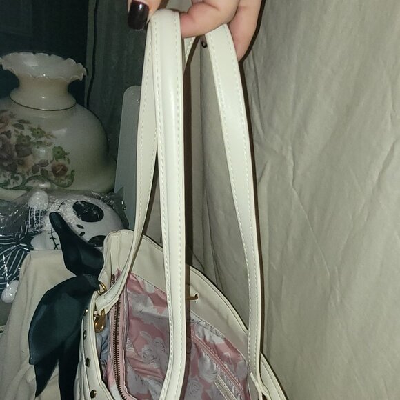 NWOT Betsey Johnson Women's Icon Stud  Off White Tote Bag w/Removable Black Bow - Picture 13 of 15